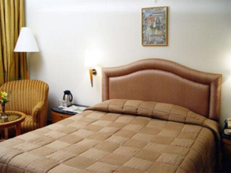 Hotel Yamuna View Agra  Εξωτερικό φωτογραφία